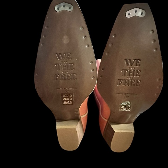 WE THE FREE | FREE PEOPLE
Montage Tall Leather Boots- Coral. 39 (8.5) - Picture 11 of 15